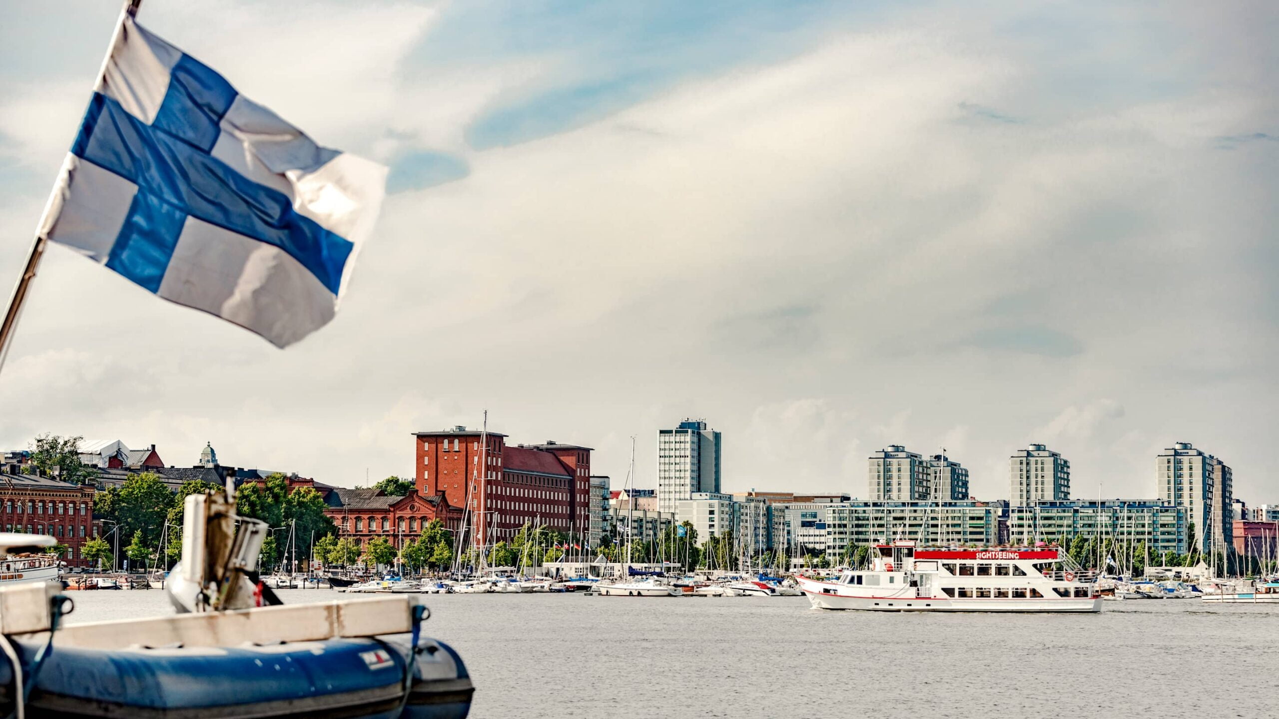 I 10 Paesi Più Felici del Mondo Secondo il World Happiness Report di Gallup