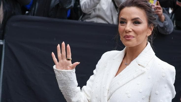 Eva Longoria: Celebrazione dei 50 anni di un’attrice appassionata di politica e autentica bellezza