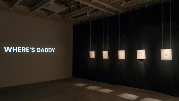 Maschere che respirano da sole e mine antiuomo: le opere di giovani artisti su corpo e diritti