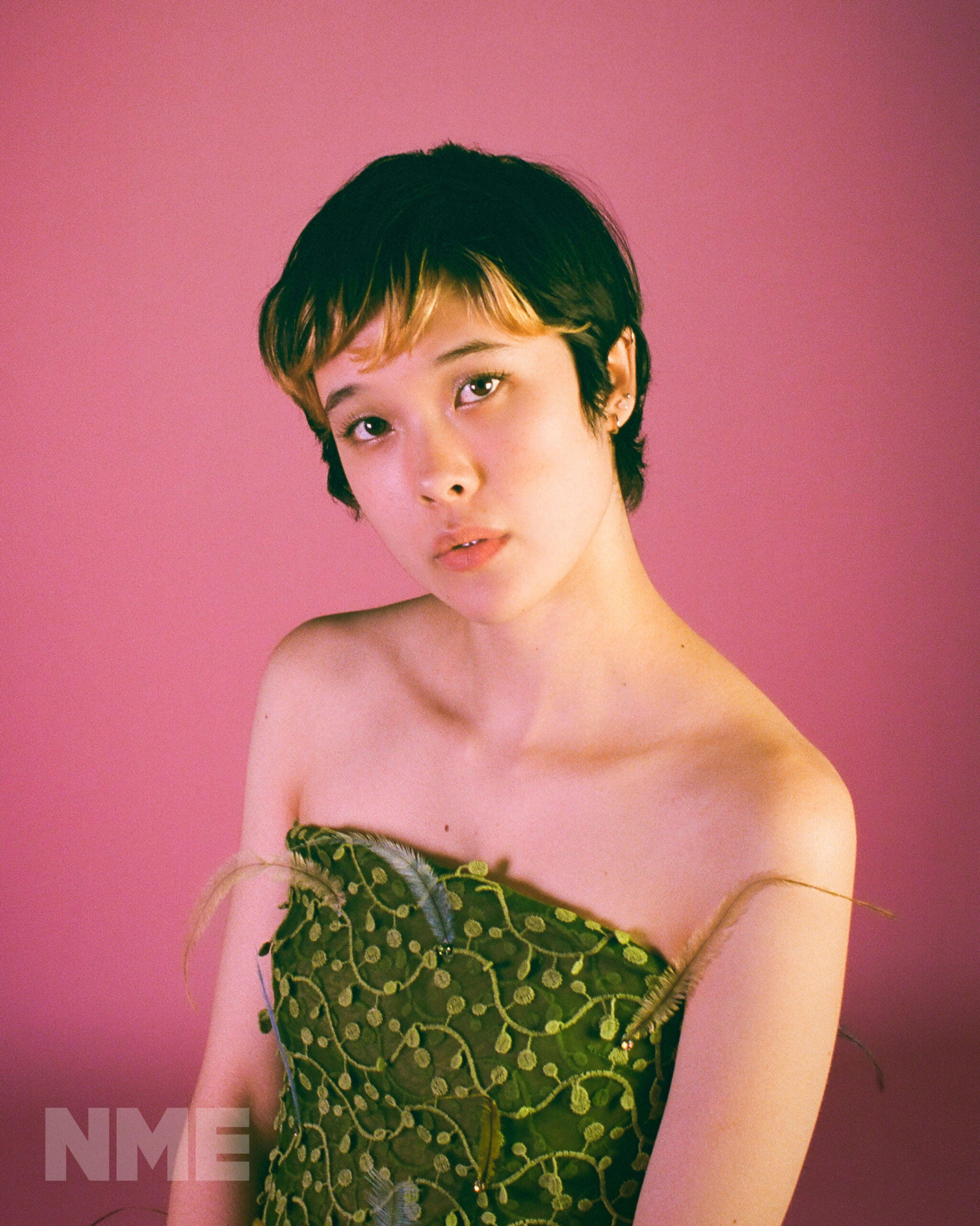 Mei Semones: l’indie star appassionata di jazz che unisce i punti tra vita e linguaggio